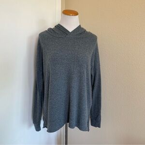 5 FOR $25 SALE 💗 Gray Hooded Long Sleeve Top Super Soft